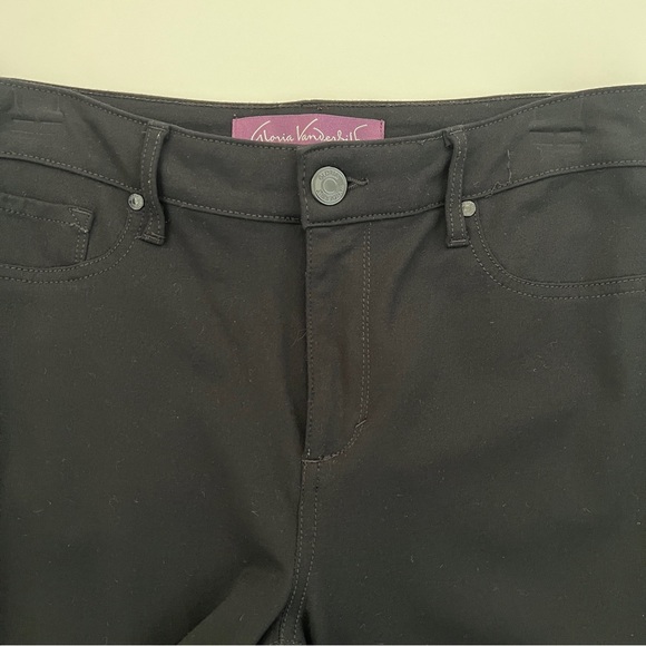 Gloria Vanderbilt Cropped Skinny Pants - Picture 6 of 12